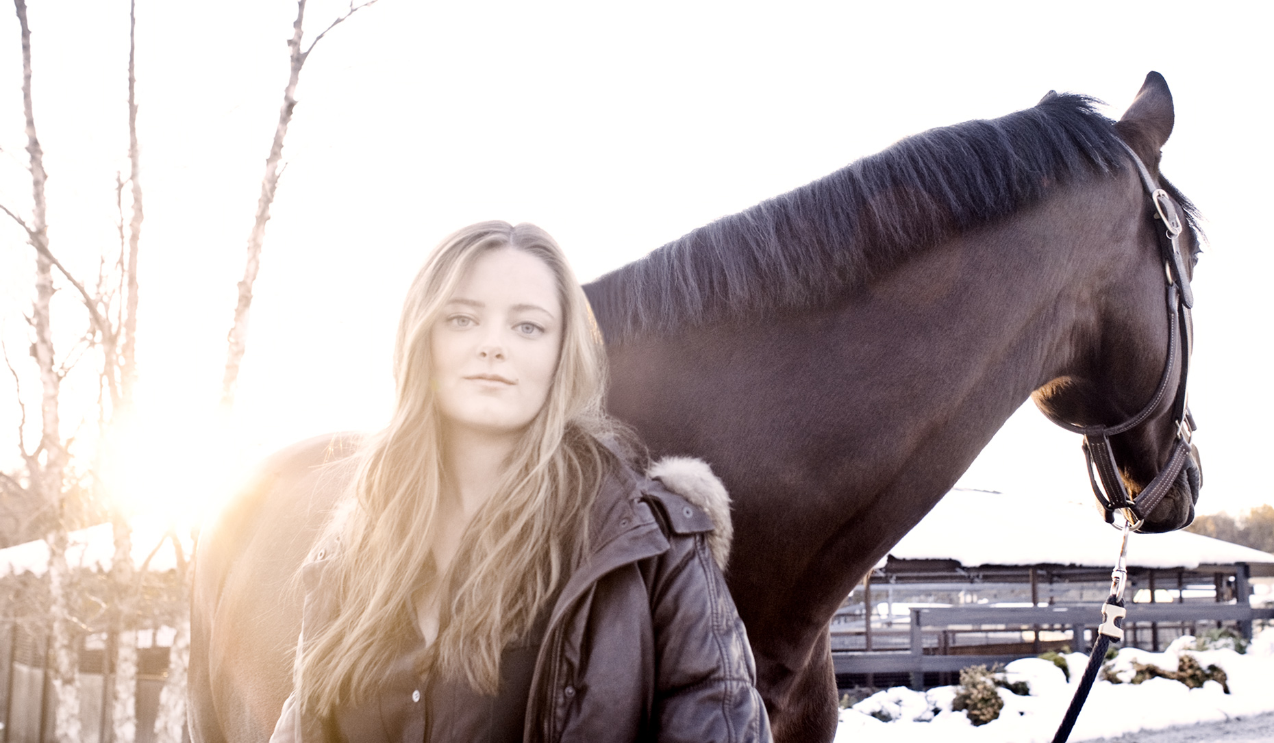 Los Angeles portrait Photography, Michael Brian, pet, cat, lifestyle, Young female portrait with horse, sun flare